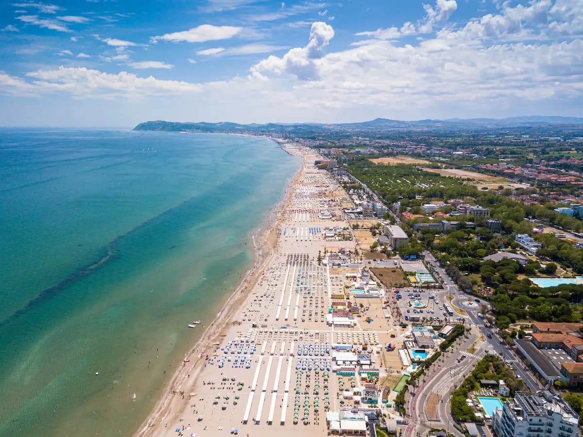 Riccione e la Riviera Romagnola vicino alla Tenuta dei Franceschi